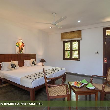 Camellia Resort&Spa Sigiriya Esterno foto